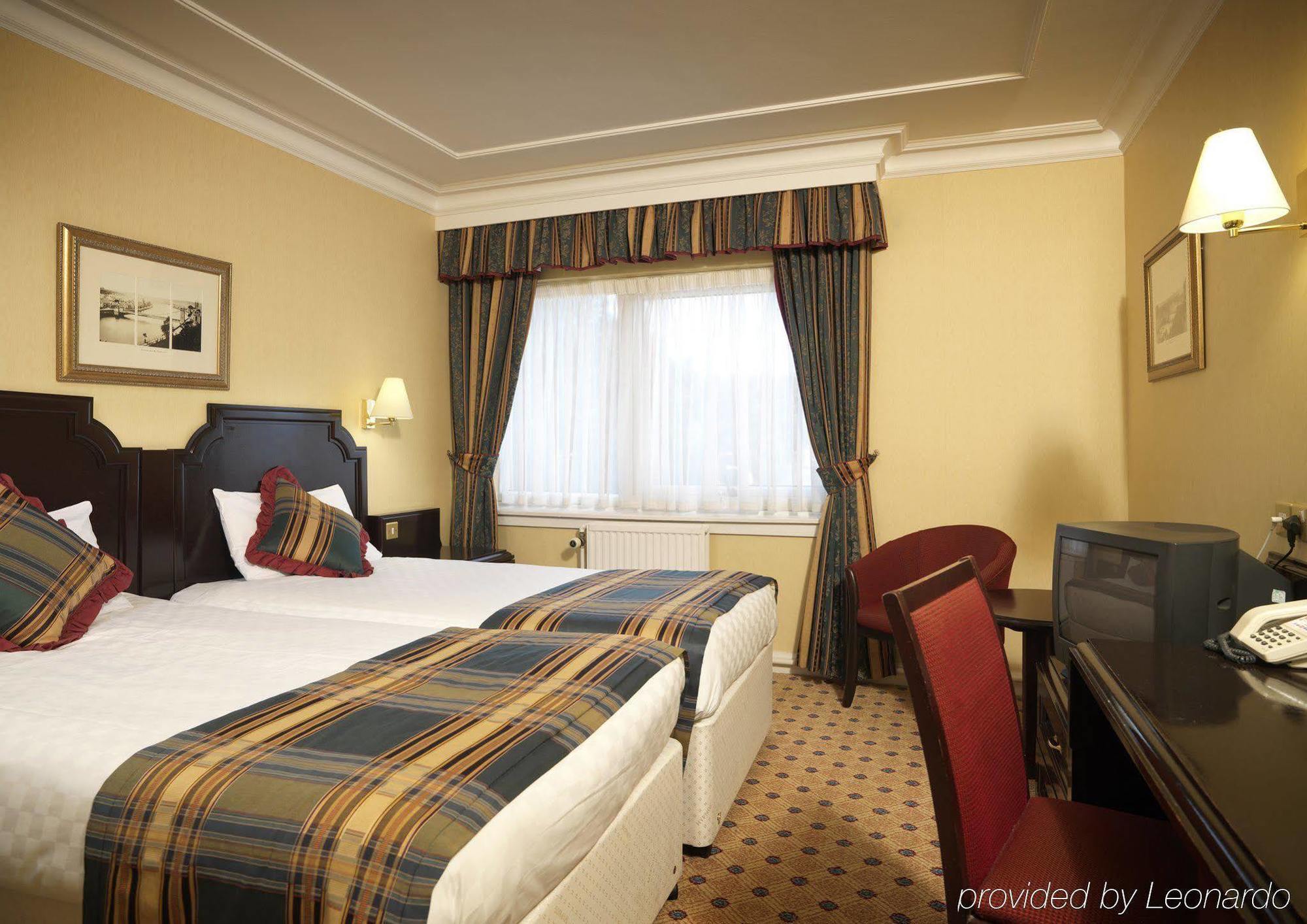 Leonardo Hotel Inverness Room photo